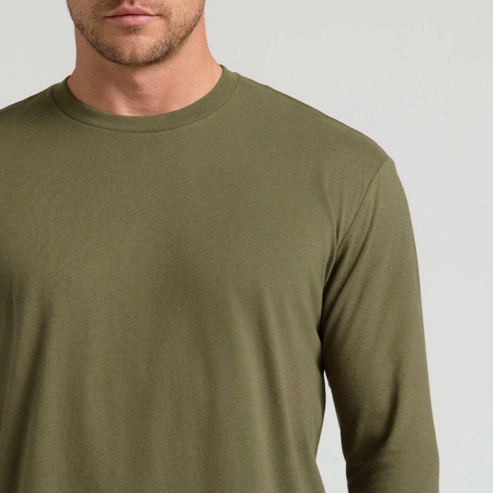 True Classic Long Sleeve Tee Brown Large NWT IN PACKAGE